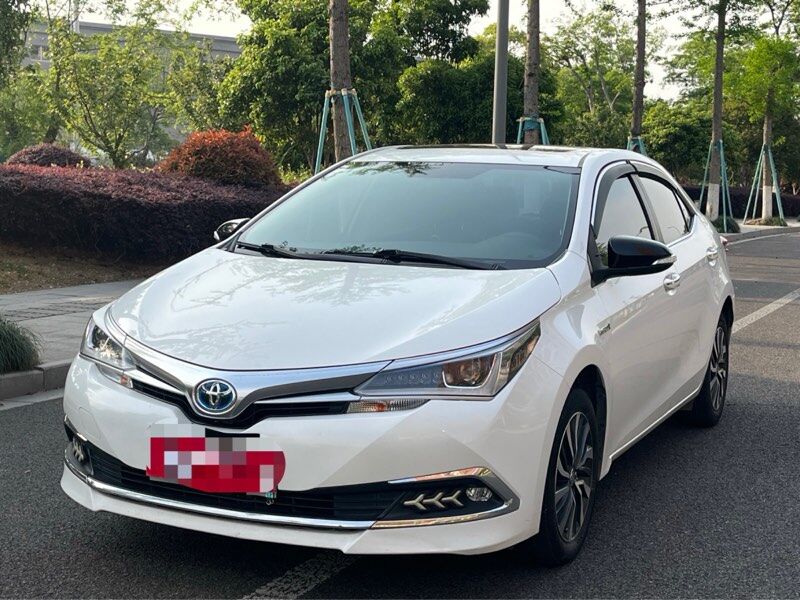 卡罗拉 2018款 双擎 1.8LE-CVT智尚版 油电混合 FOB宁波，最小起订量：3-4 件（一个40 英尺高柜集装箱）（可混合包装），二手车