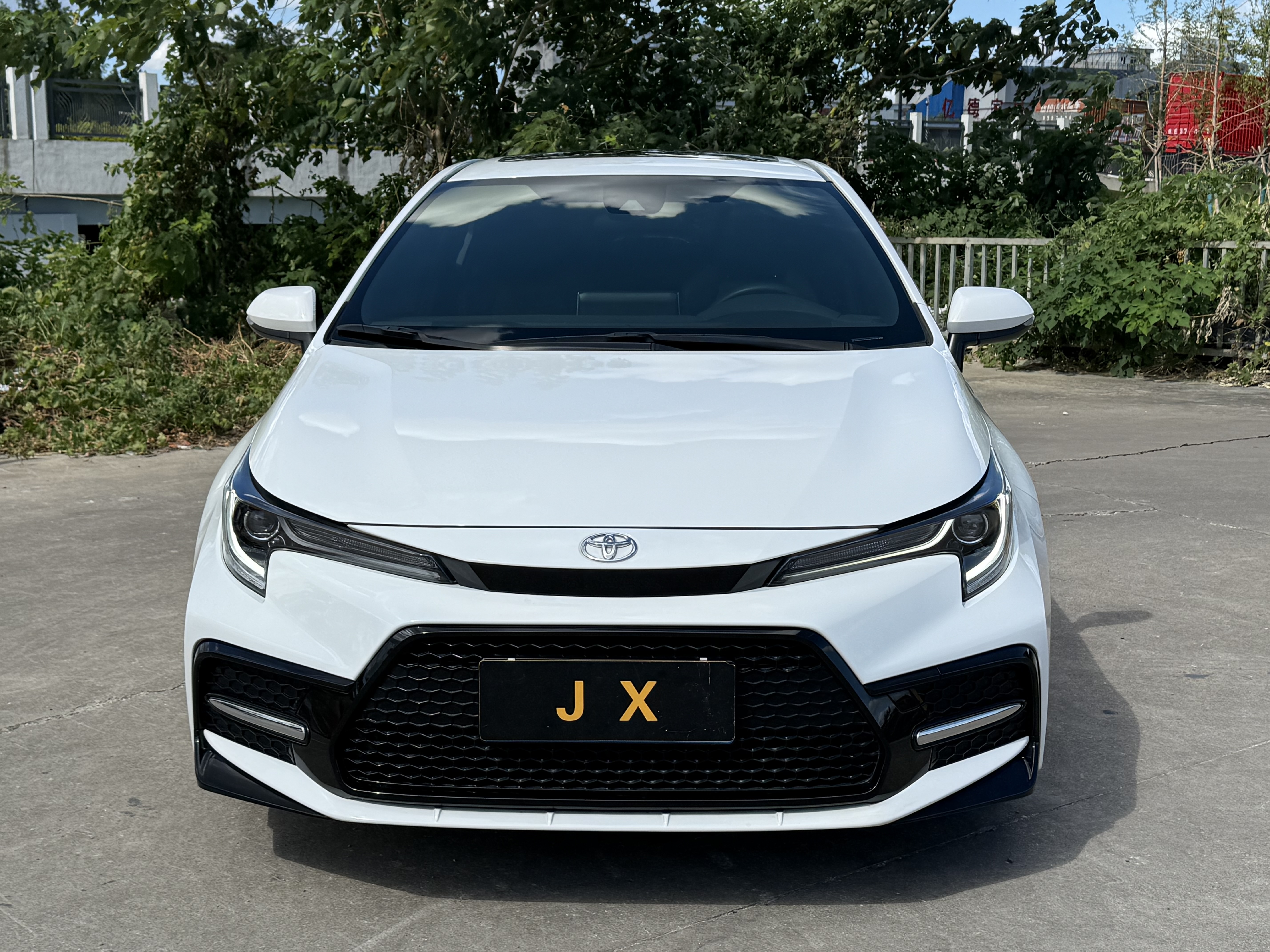 雷凌 2022款 185T CVT运动版 汽油 FOB宁波，最小起订量：3-4 件（一个40 英尺高柜集装箱）（可混合包装），二手车