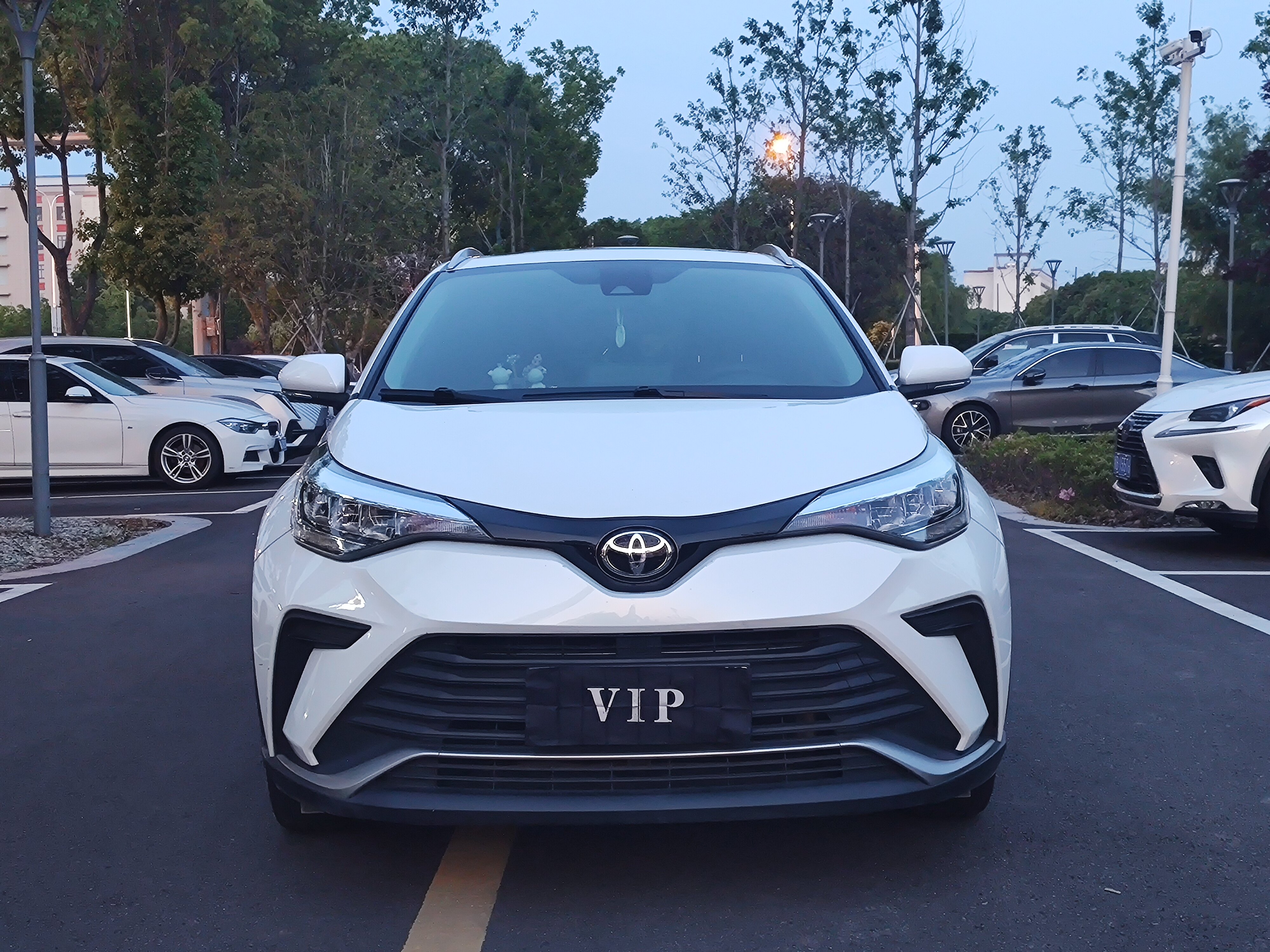 奕泽IZ0A 2021款 2.0L奕行版 汽油 FOB宁波，最小起订量：3-4 件（一个40 英尺高柜集装箱）（可混合包装），二手车