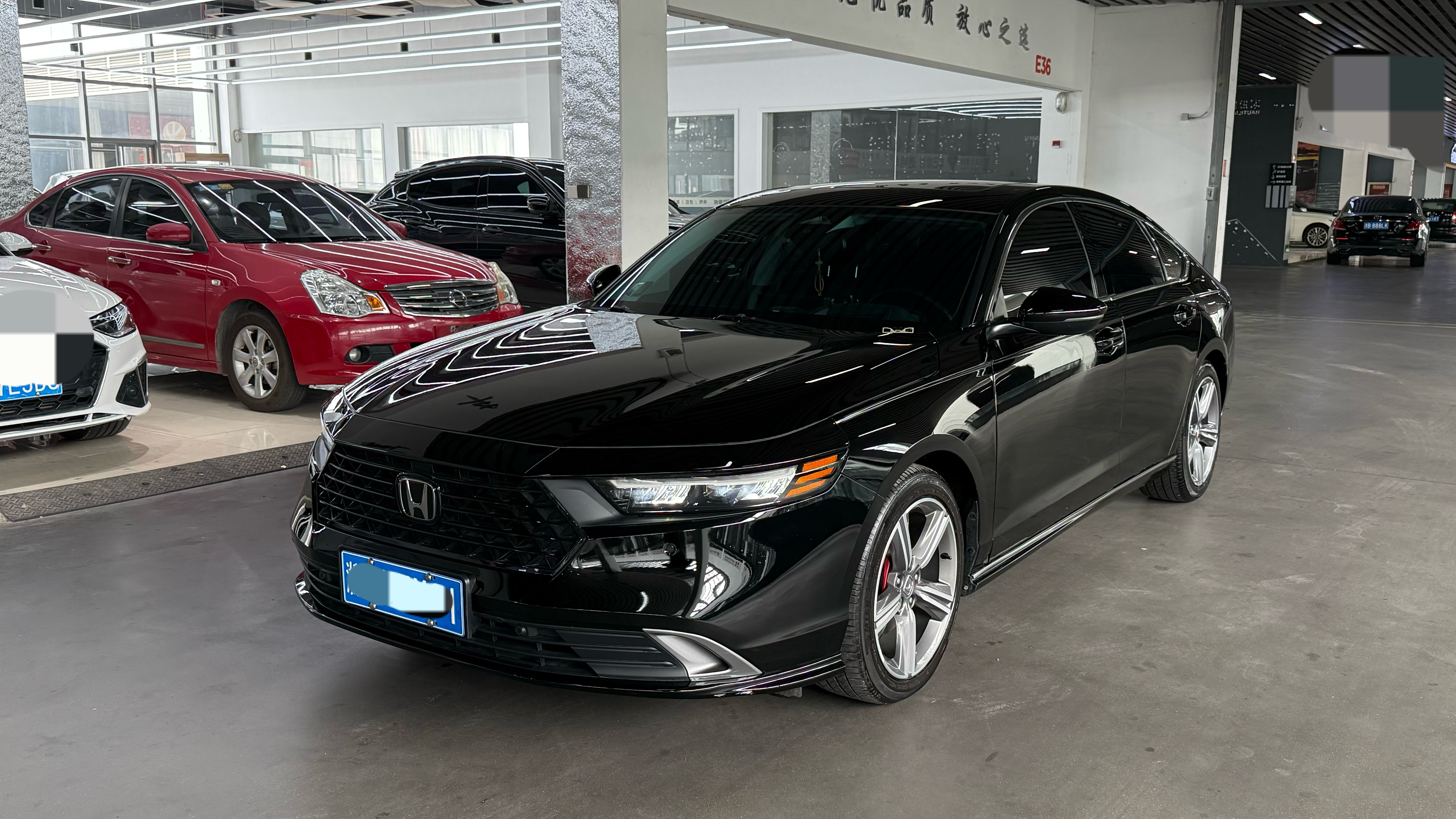 Accord 2023 260TURBO превосходная версия бензинового FOB Ningbo, минимальный объем заказа: 3-4 шт. (один 40-футовый высокий контейнер) (смешиваемая упаковка), подержанный автомобиль