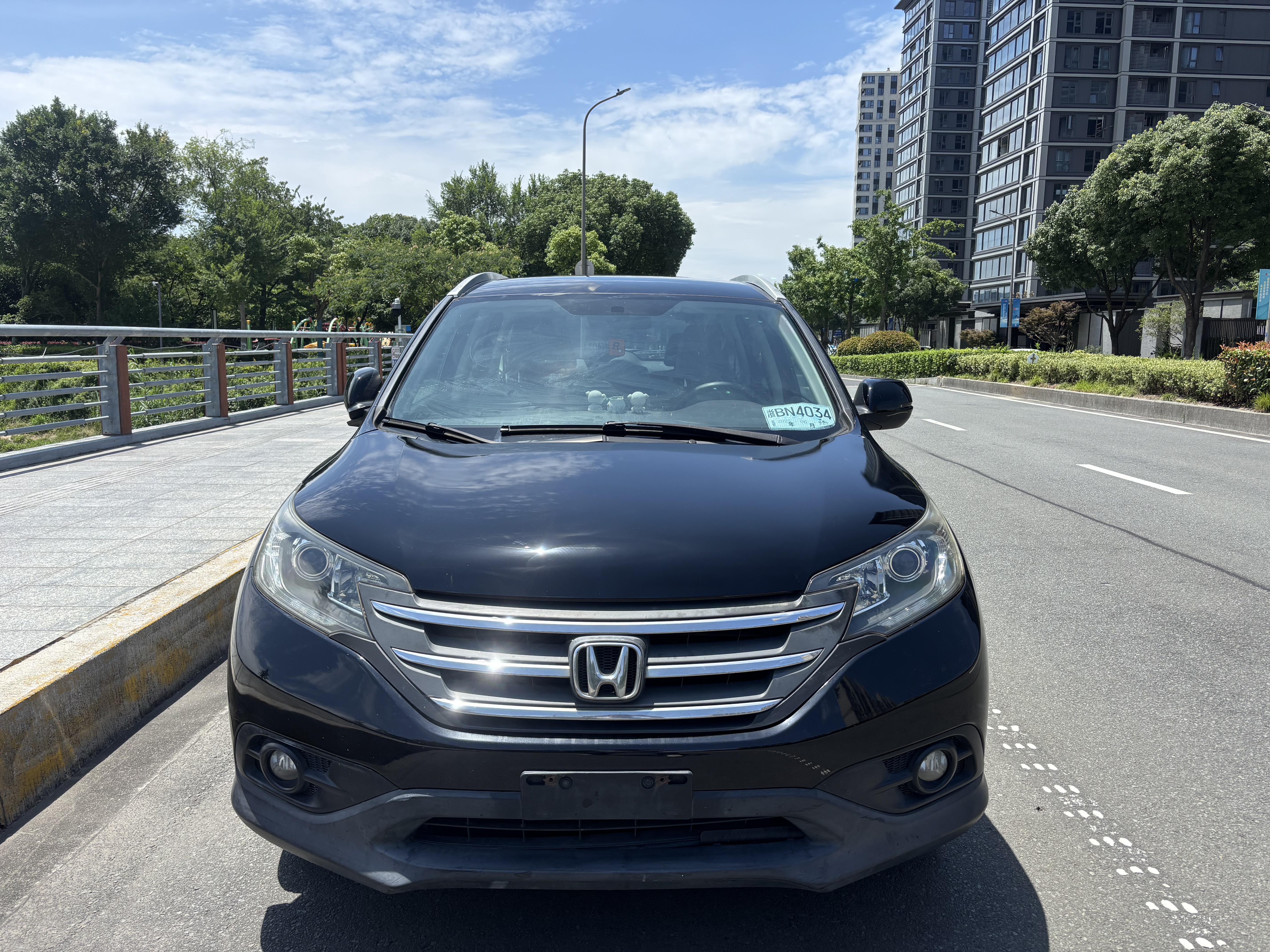 本田CR-V 2012款 2.4L四驱豪华版 汽油 FOB宁波，最小起订量：3-4 件（一个40 英尺高柜集装箱）（可混合包装），二手车