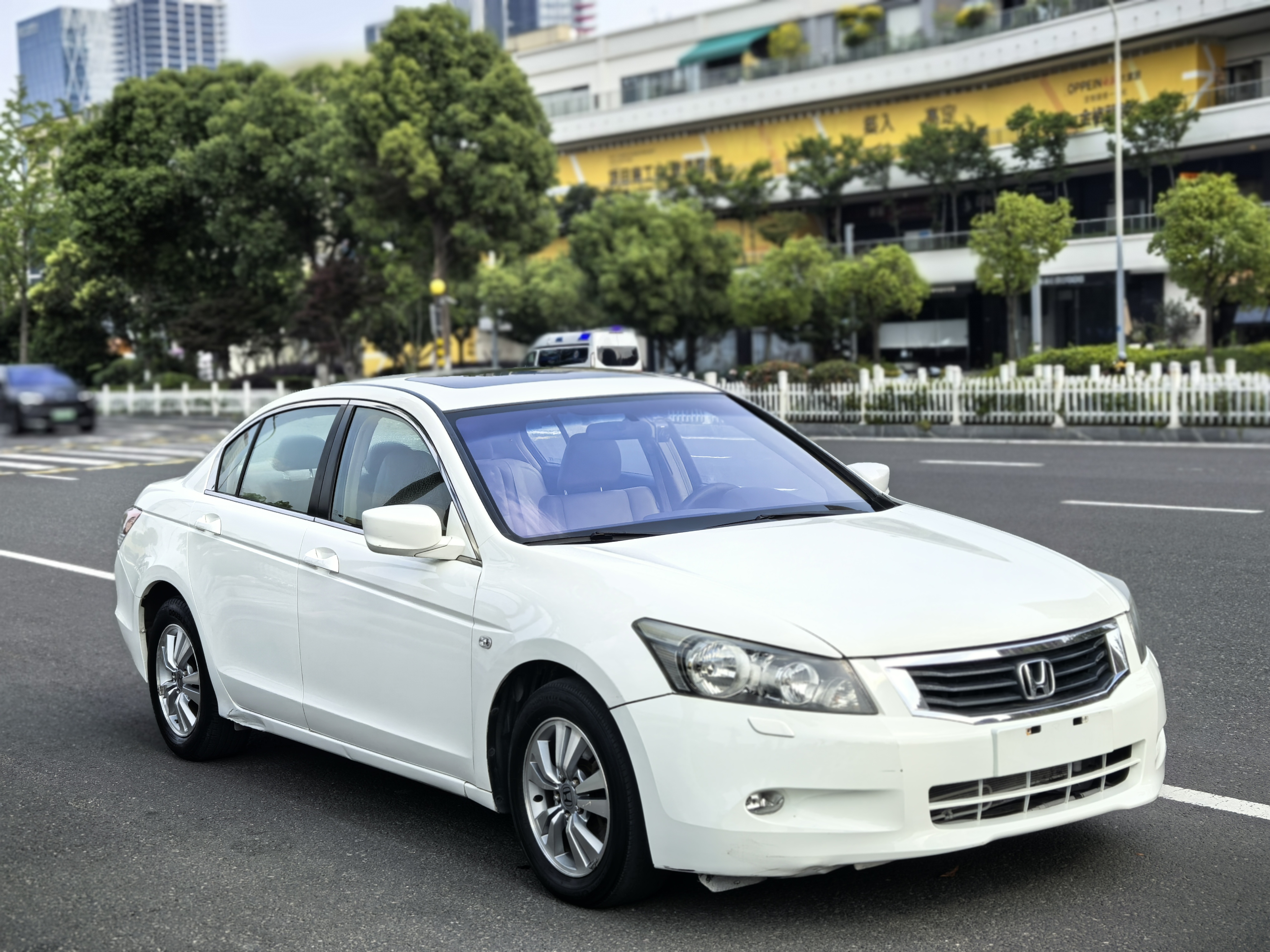 雅阁 2008款 2.4L EX 汽油 FOB宁波，最小起订量：3-4 件（一个40 英尺高柜集装箱）（可混合包装），二手车