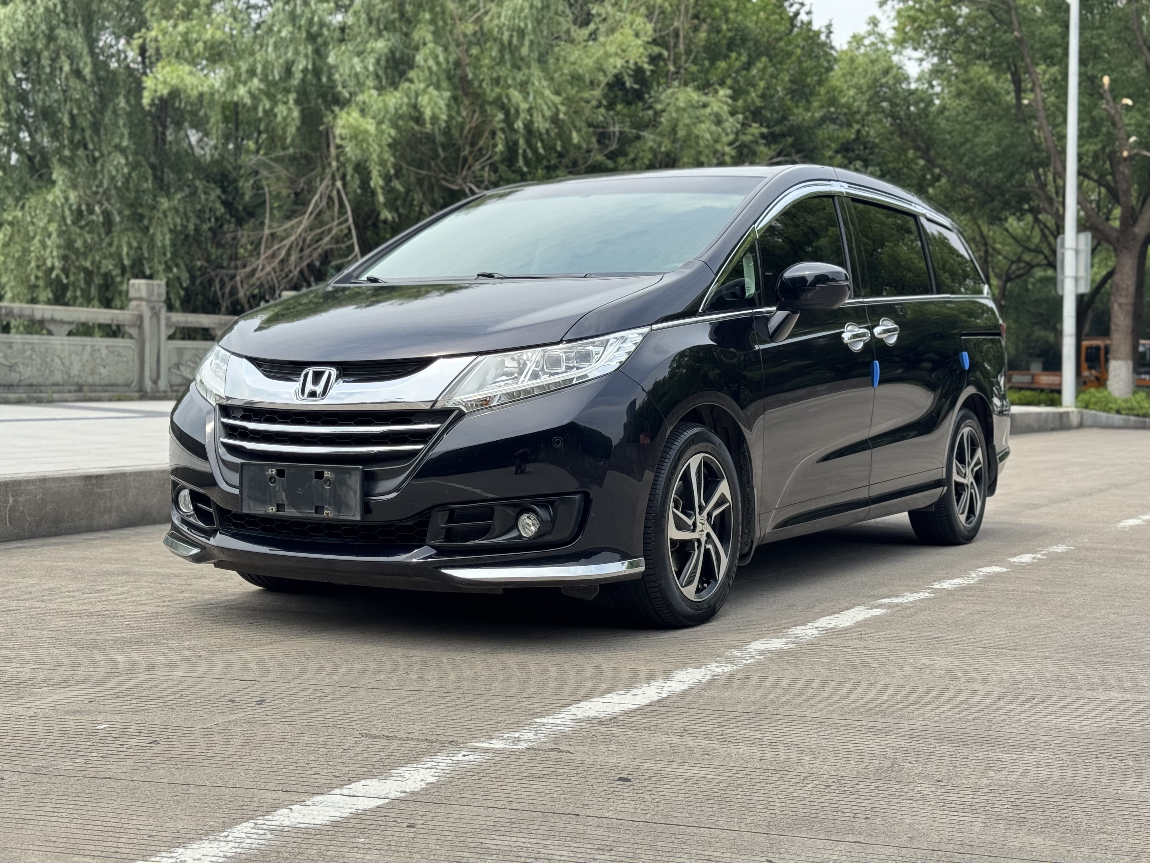 奥德赛 2017款 2.4L 智享版 汽油 FOB宁波，最小起订量：3-4 件（一个40 英尺高柜集装箱）（可混合包装），二手车