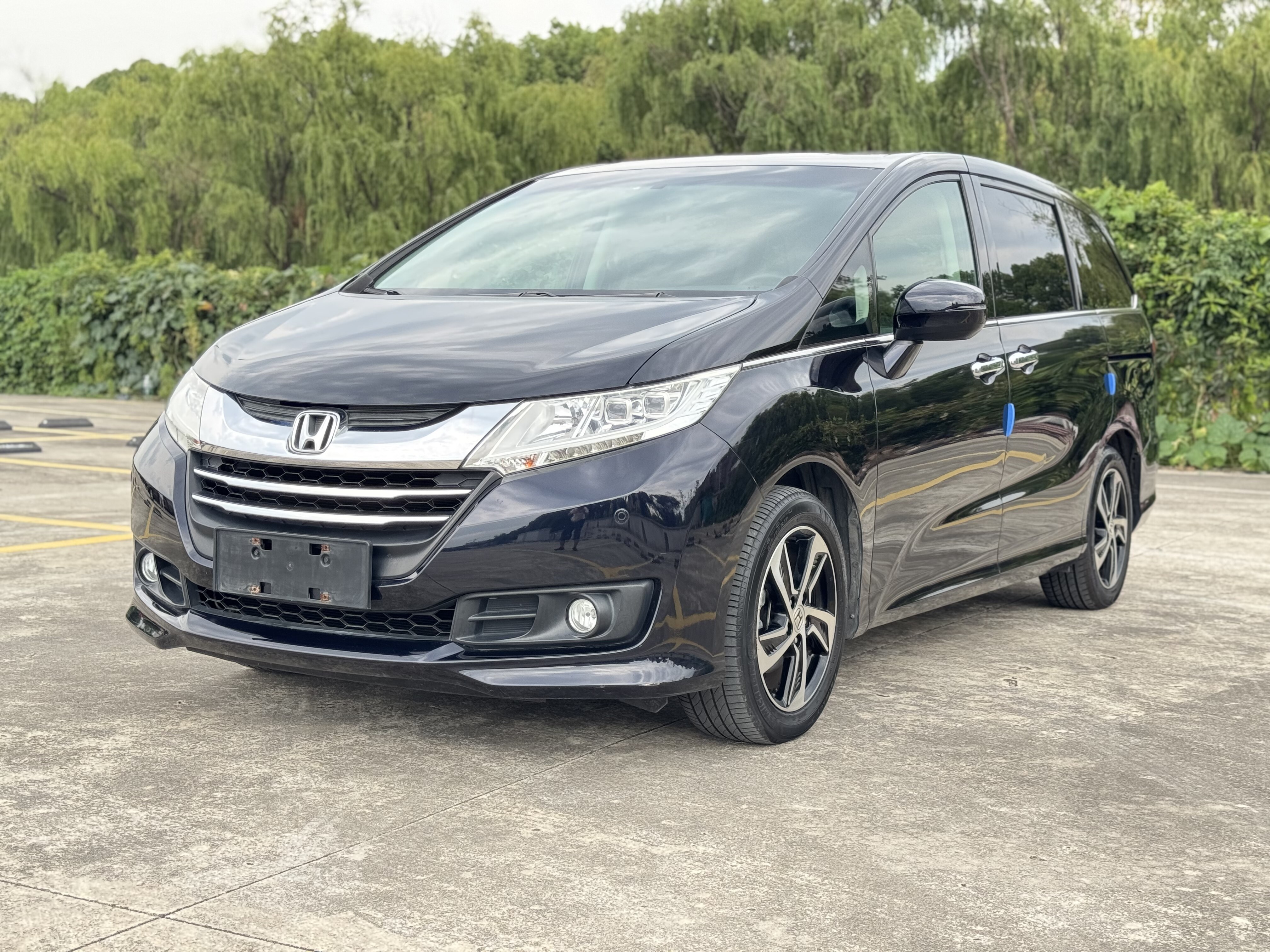 奥德赛 2015款 2.4L 智享版 汽油 FOB宁波，最小起订量：3-4 件（一个40 英尺高柜集装箱）（可混合包装），二手车