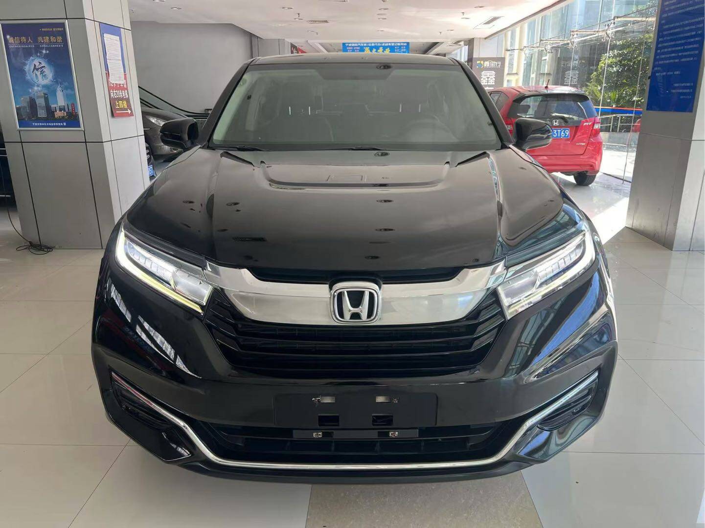 冠道 2020款 370TURBO两驱豪华版 汽油 FOB宁波，最小起订量：3-4 件（一个40 英尺高柜集装箱）（可混合包装），二手车