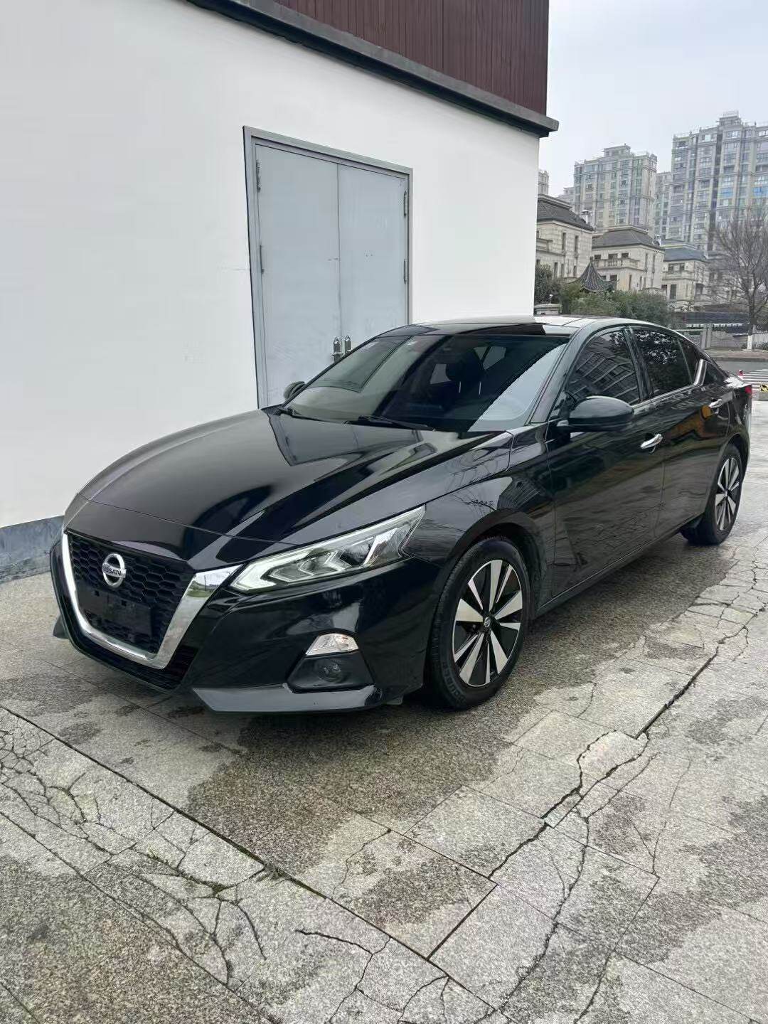 天籁 2021款 2.0L XL舒适版 汽油 FOB宁波，最小起订量：3-4 件（一个40 英尺高柜集装箱）（可混合包装），二手车