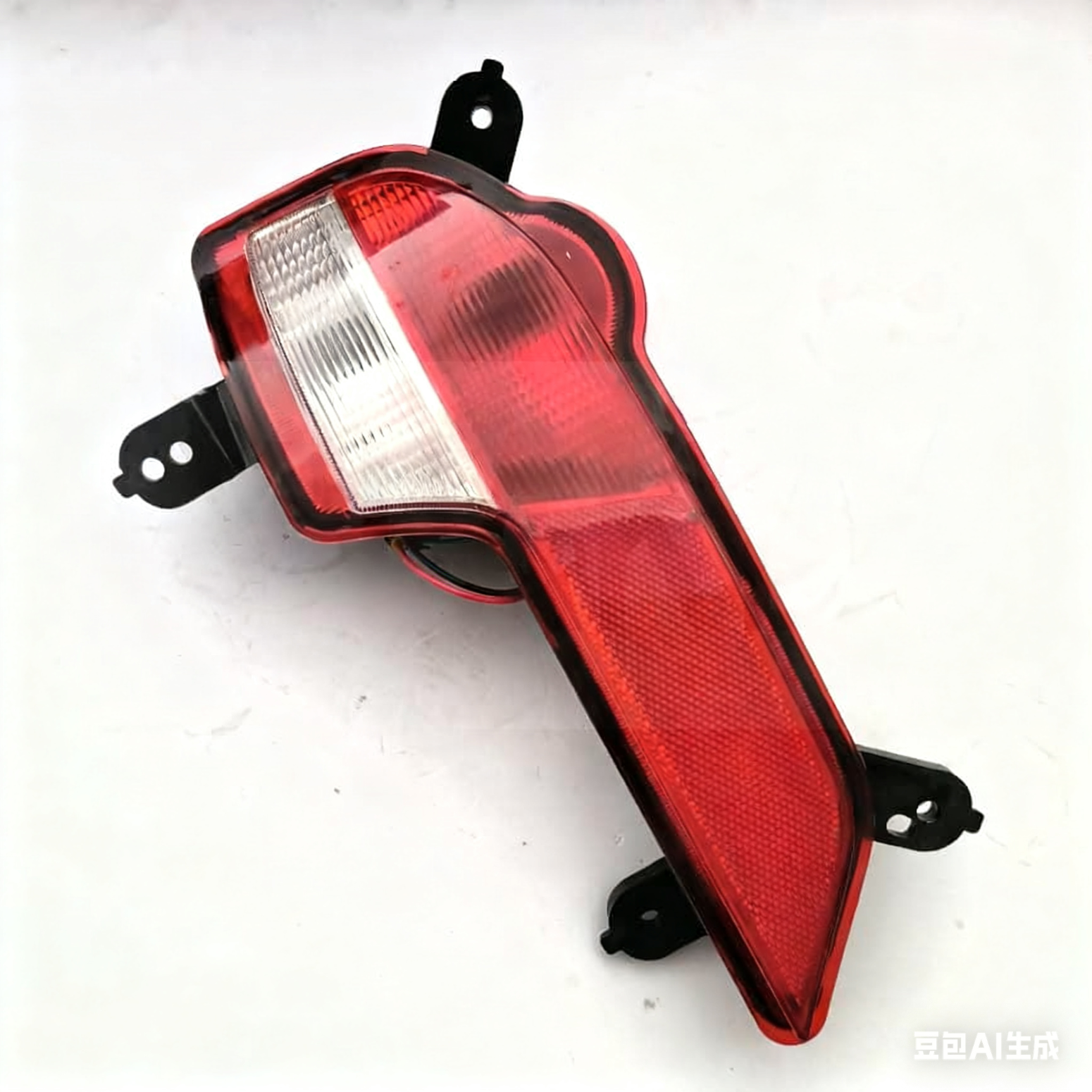 OE:4133600U2260 后保险杠灯 Jac S3