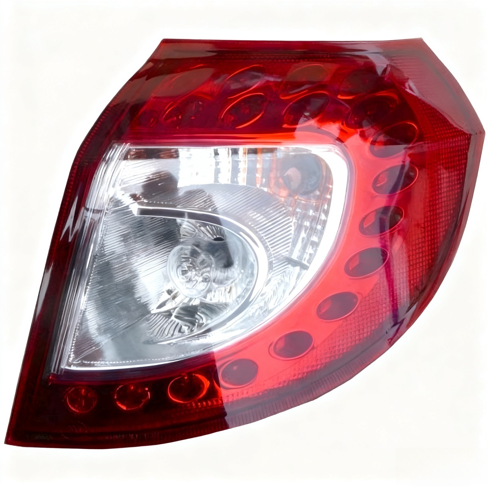 OE：1017001041 吉利帝豪 X7 尾灯