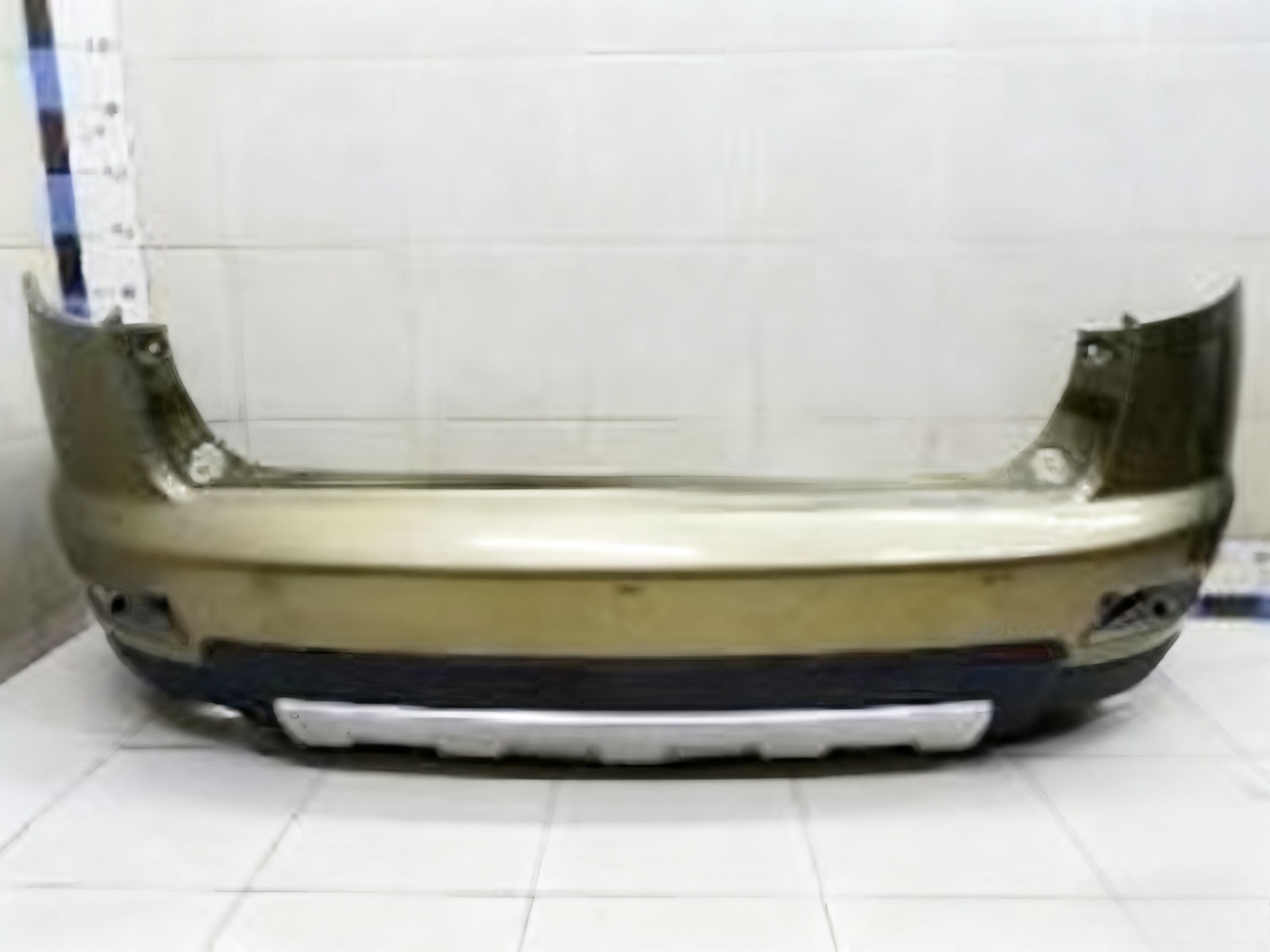 OE：1018013272 吉利帝豪 X7 车尾保险杠配件