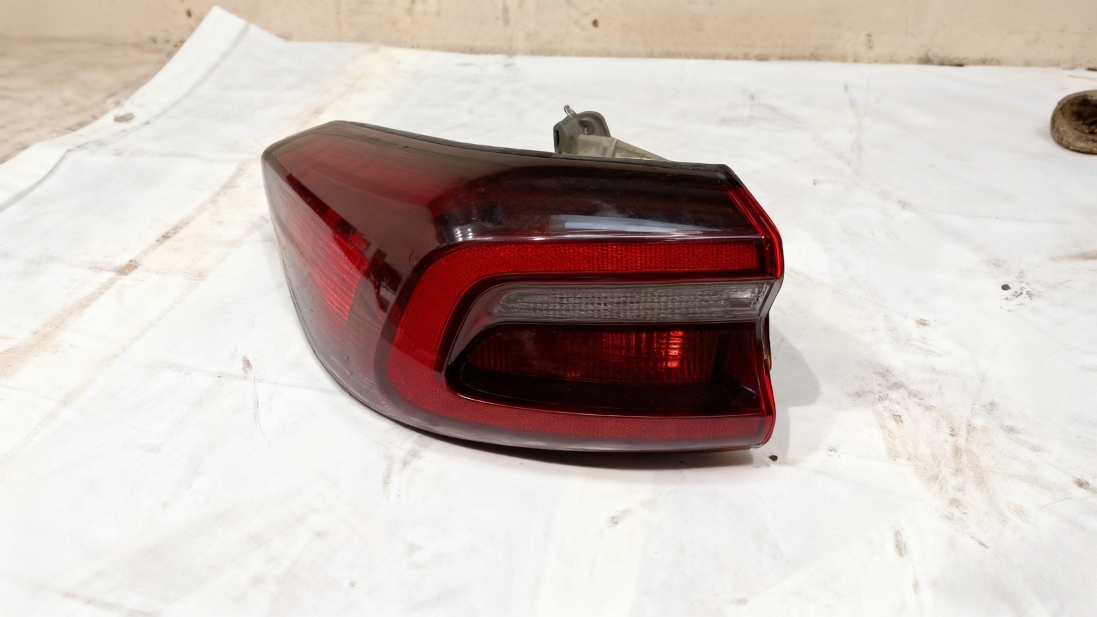 OE：605000201AA 奇瑞 Tiggo 7 Pro 左后方尾灯