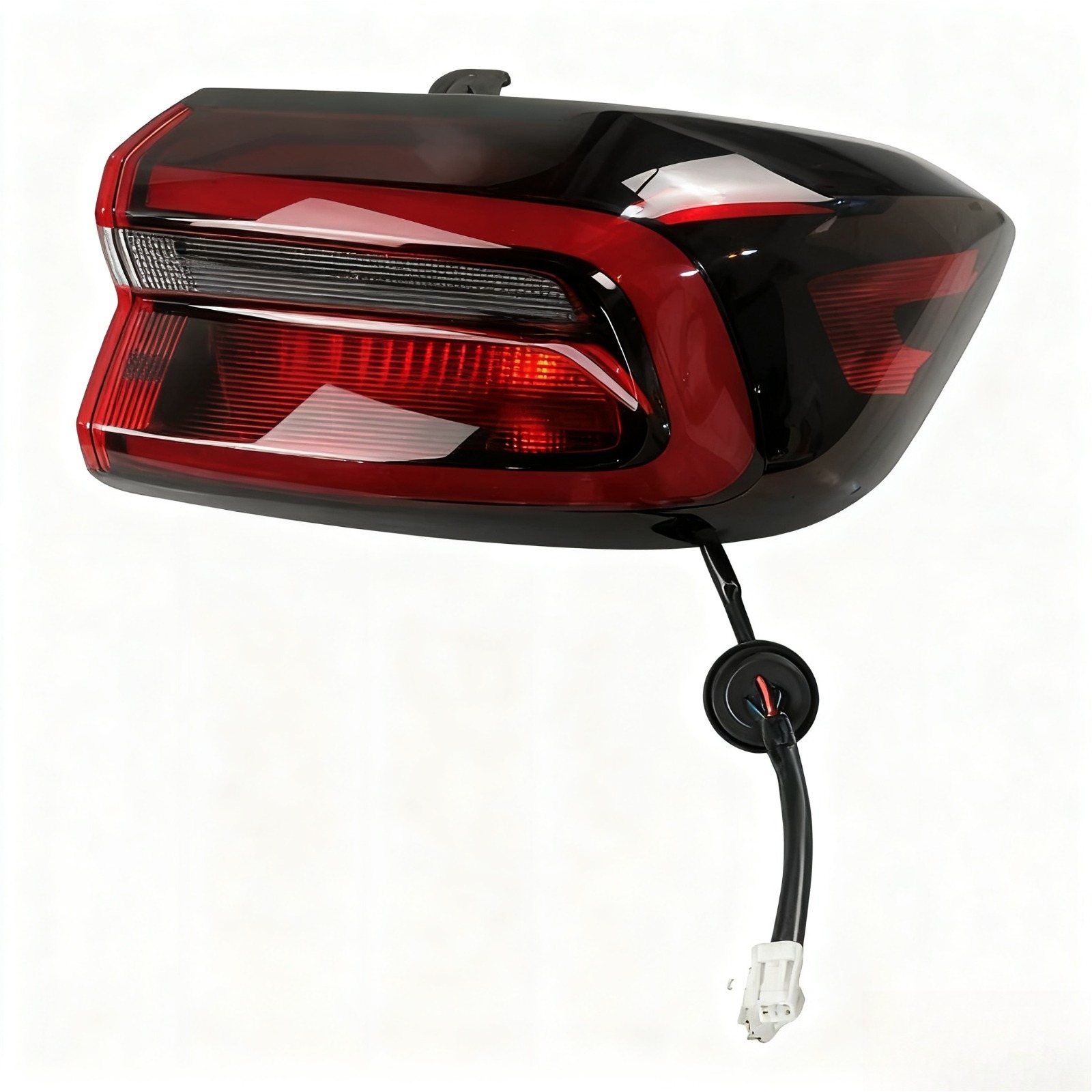 OE：605000202AA 奇瑞 Tiggo 7 Pro 右后车灯（位于挡泥板处）