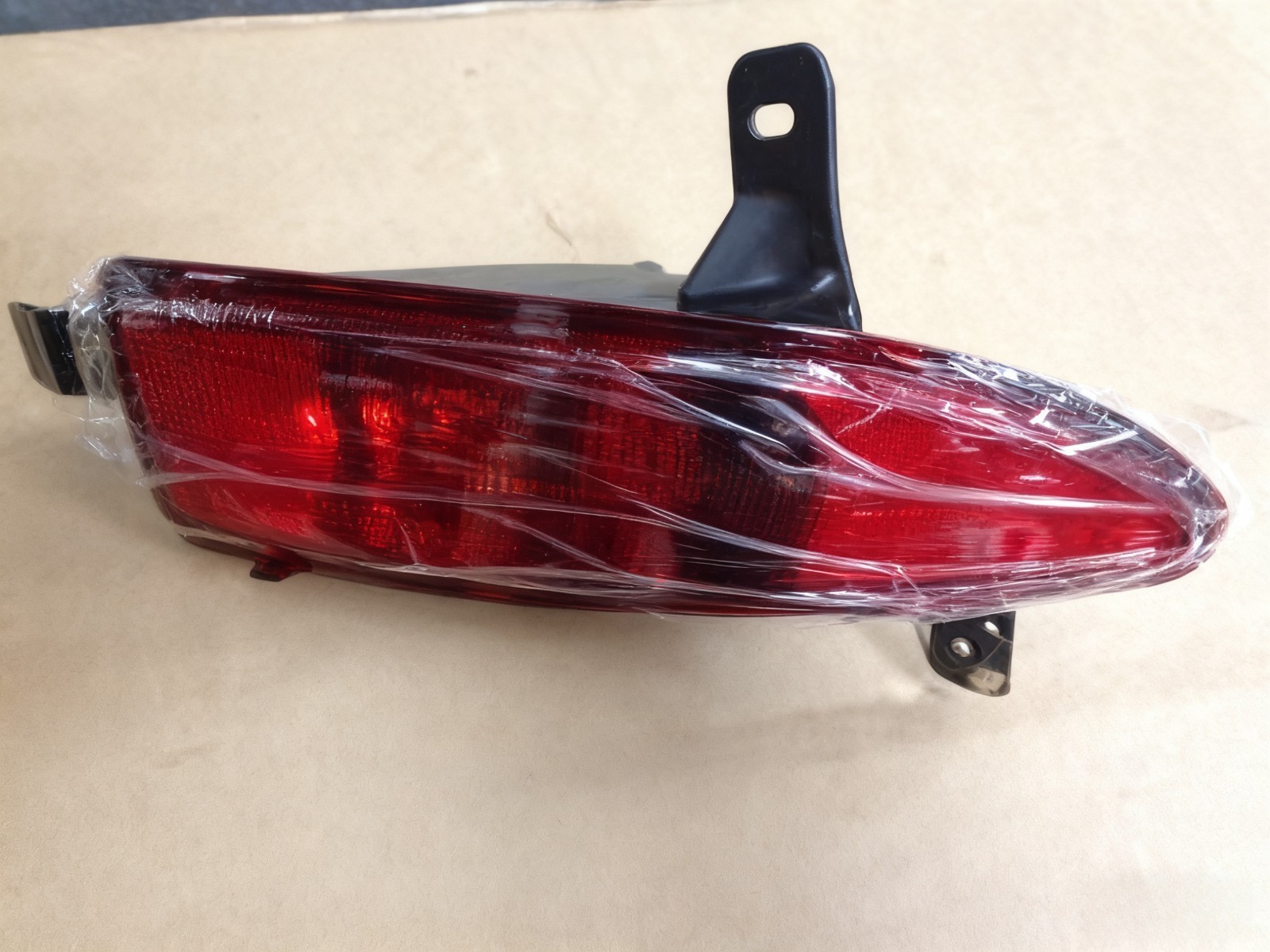 OE：1017009827 吉利帝豪 X7 车灯