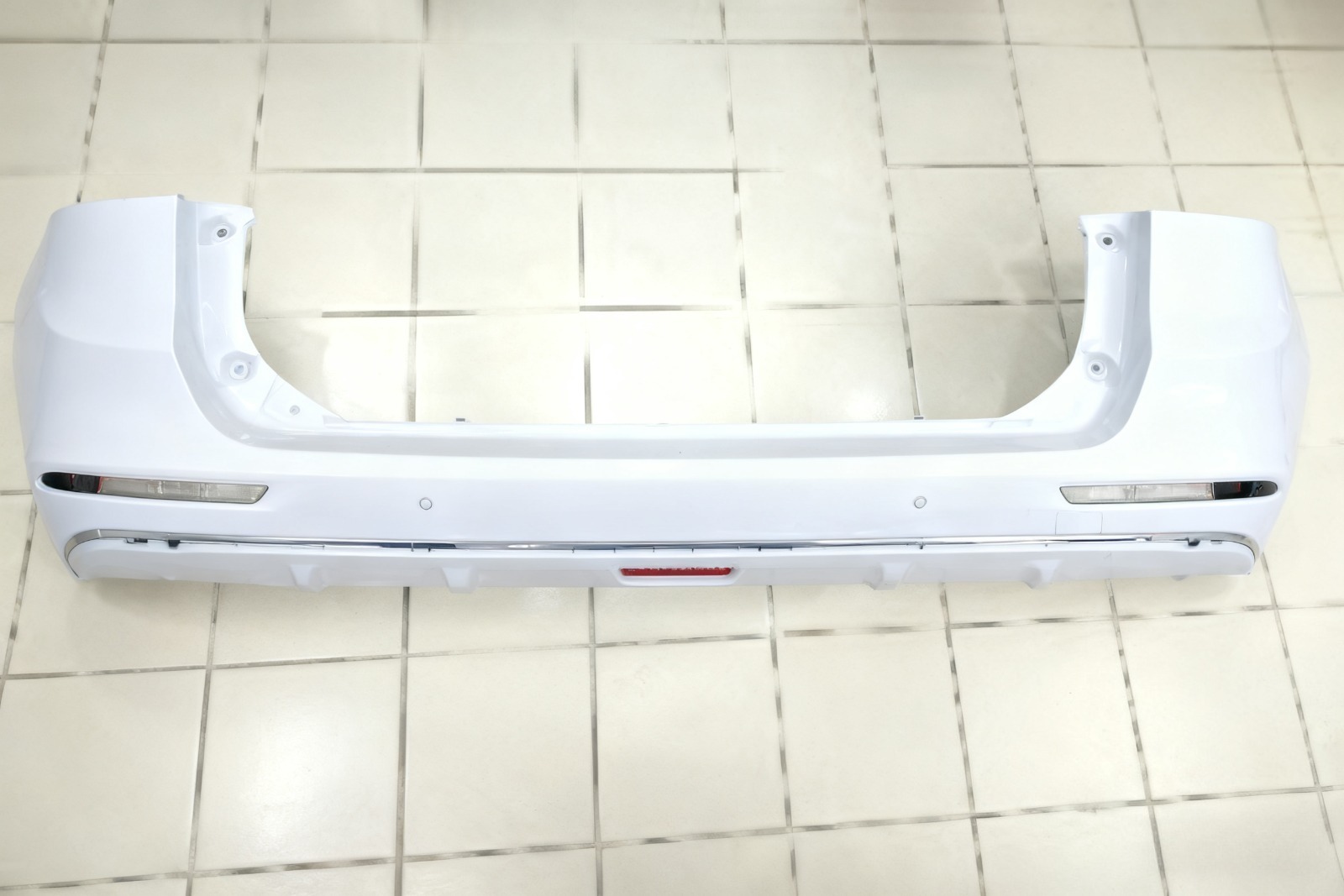 OE：602000833AADQ 奇瑞 Tiggo 8 Pro 上部保险杠装饰条