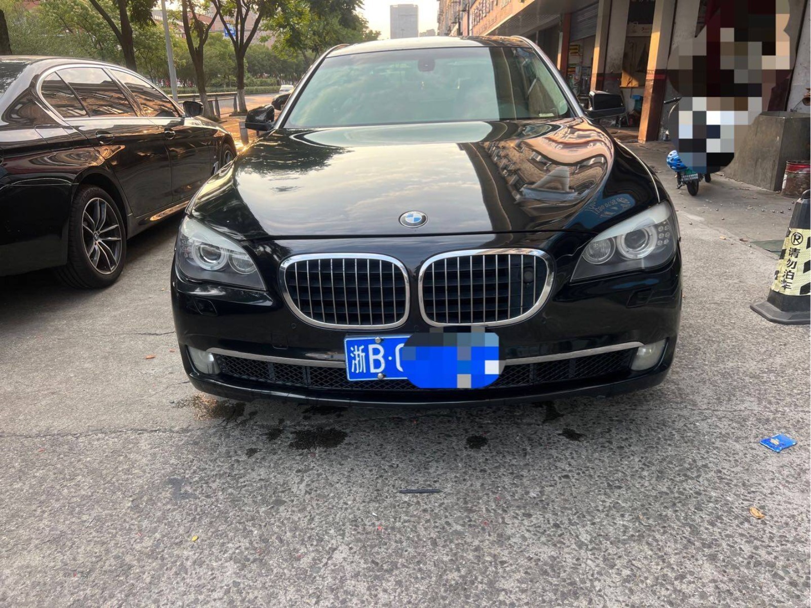 宝马7系 2010款 进口宝马740Li 豪华悦世版,汽油，FOB宁波，最小起订量：3-4-件（一个40-英尺高柜集装箱）（可混合包装），二手车