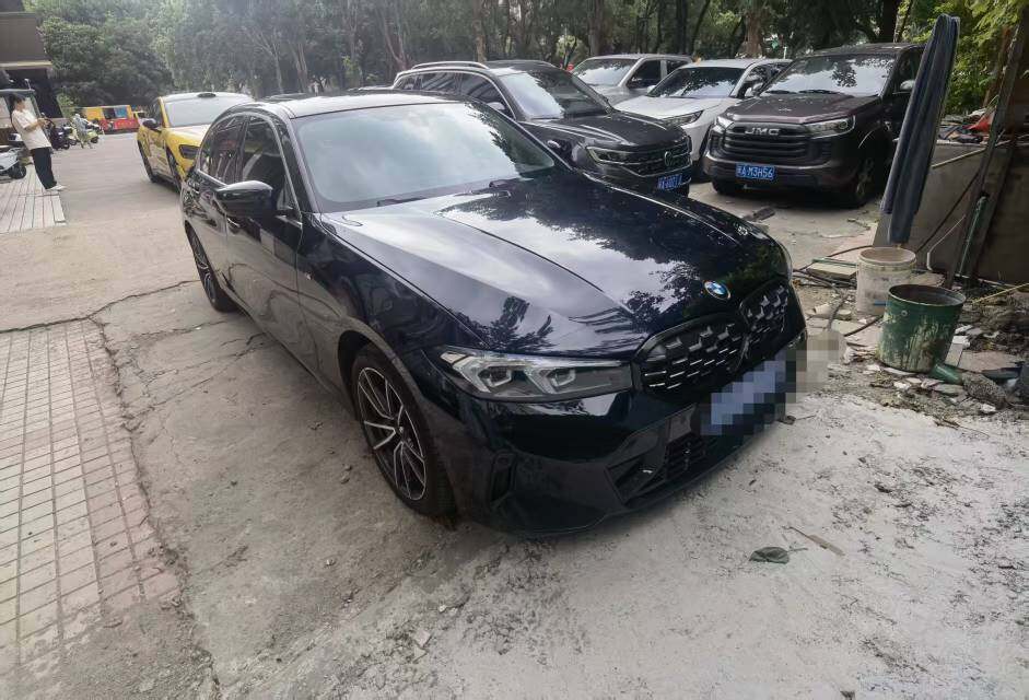 宝马3系 2023款 宝马325Li M运动套装,汽油，FOB宁波，最小起订量：3-4-件（一个40-英尺高柜集装箱）（可混合包装），二手车,表显里程：5.90万公里首次上牌时间：2023年05月