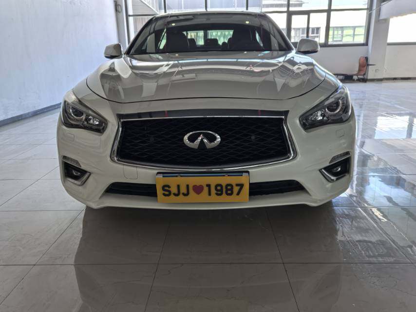 英菲尼迪Q50L 2021款2.0T 逸享版 汽油 FOB宁波，最小起订量：3-4 件（一个40 英尺高柜集装箱）（可混合包装），二手车