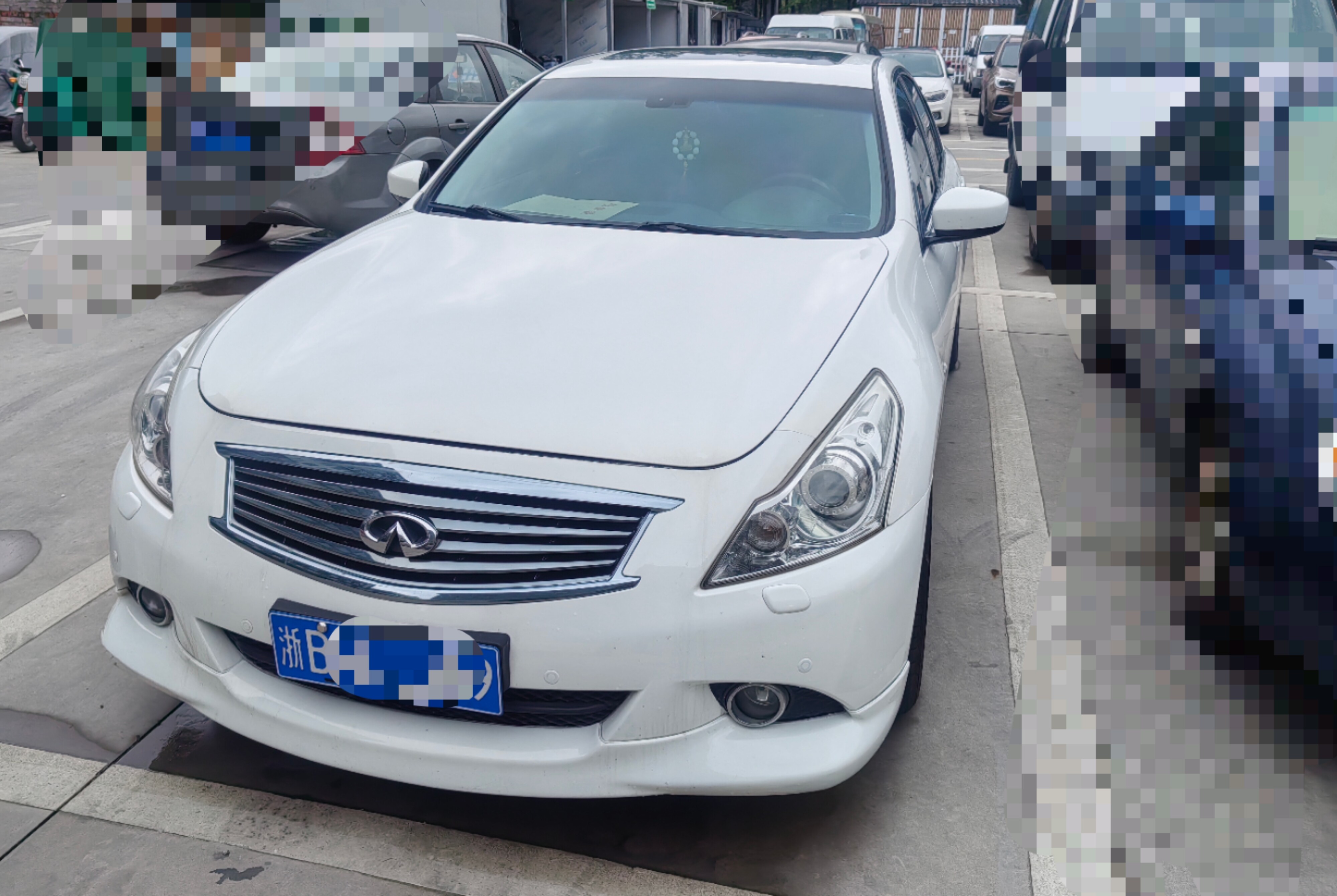 英菲尼迪G系 2013款G25 Sedan 运动版 汽油 FOB宁波，最小起订量：3-4 件（一个40 英尺高柜集装箱）（可混合包装），二手车