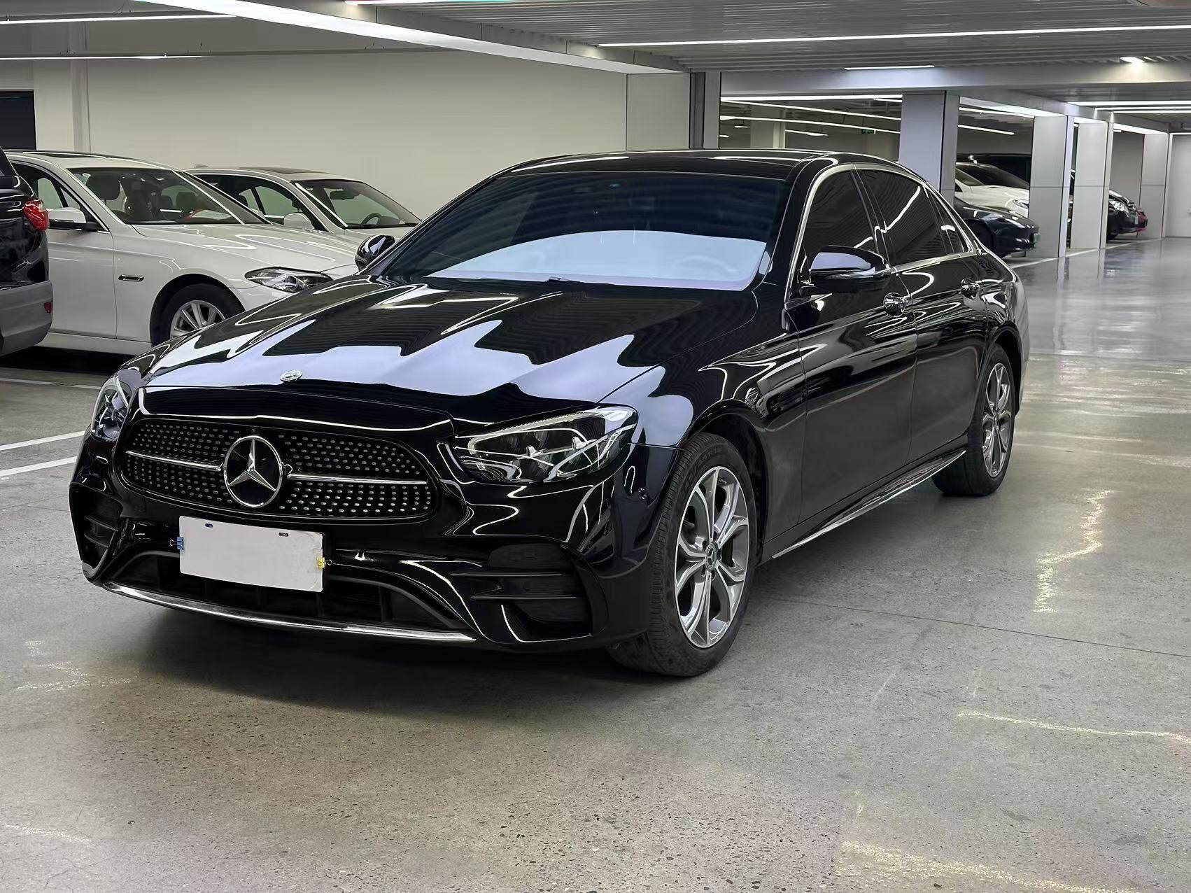 Mercedes-Benz E-Class 2023 E300 L роскошный бензин FOB Ningbo, минимальный объем заказа: 3-4 шт (один 40-футовый высокий контейнер) (смешиваемая упаковка), подержанный автомобиль