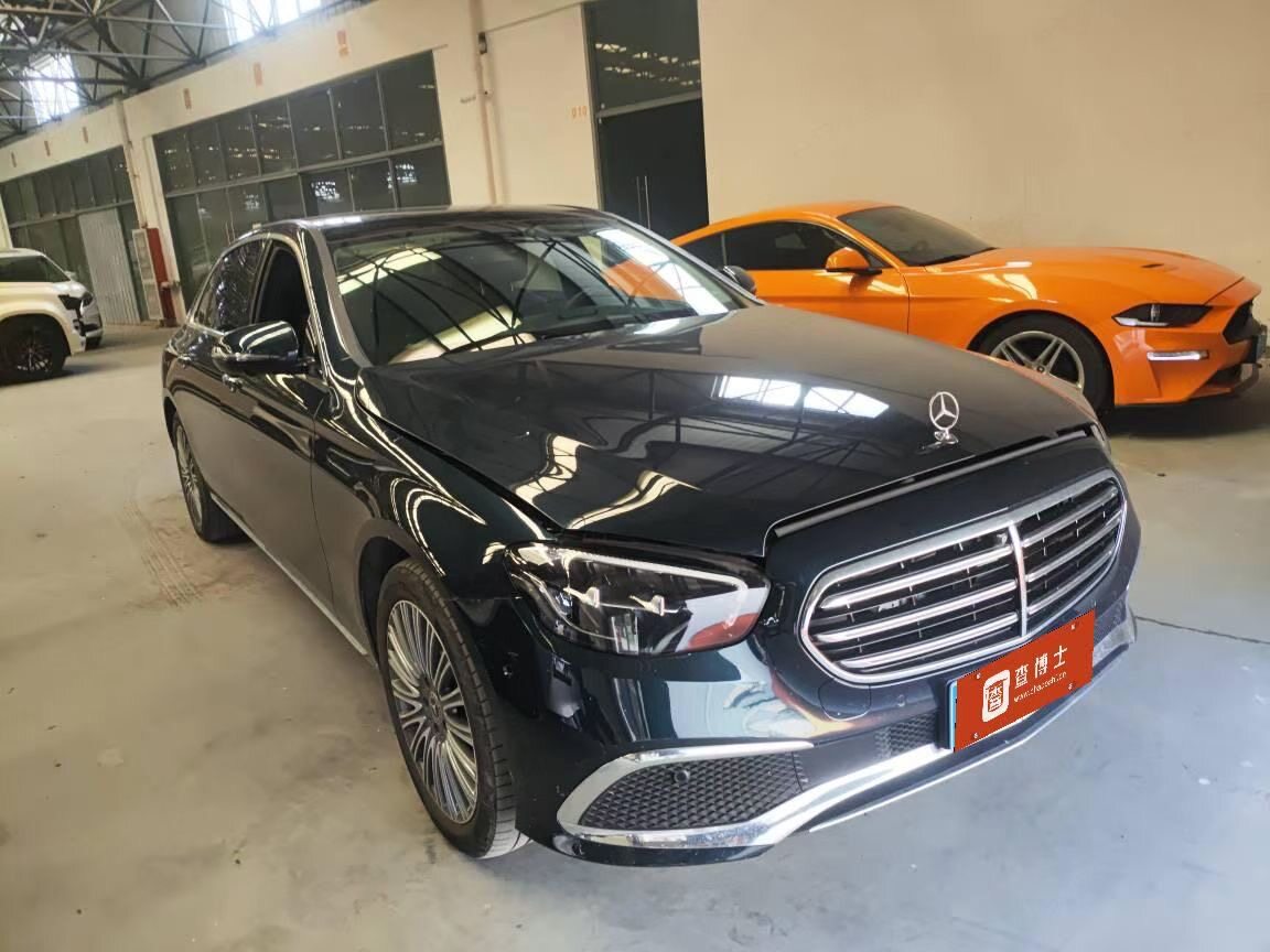 奔驰E级 2023款 改款 E300L豪华型 汽油 FOB宁波，最小起订量：3-4 件（一个40 英尺高柜集装箱）（可混合包装），二手车