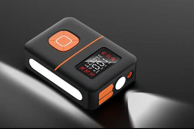 车载应急电源，车载应急电源，电池搭电宝，车载打气泵。质保一年