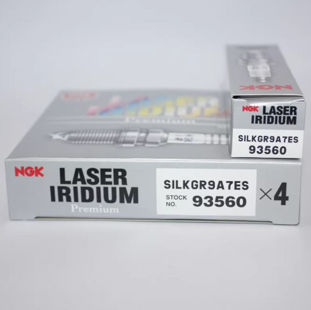 1 箱あたり 4 個入り(93560) SILKGR9A7ES 純正NGKプラグ