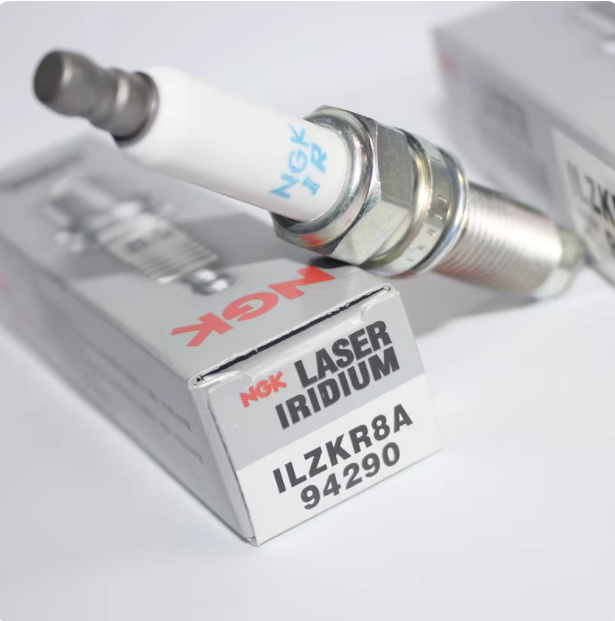 (94290 )ILZKR8A 纯正NGK火花塞